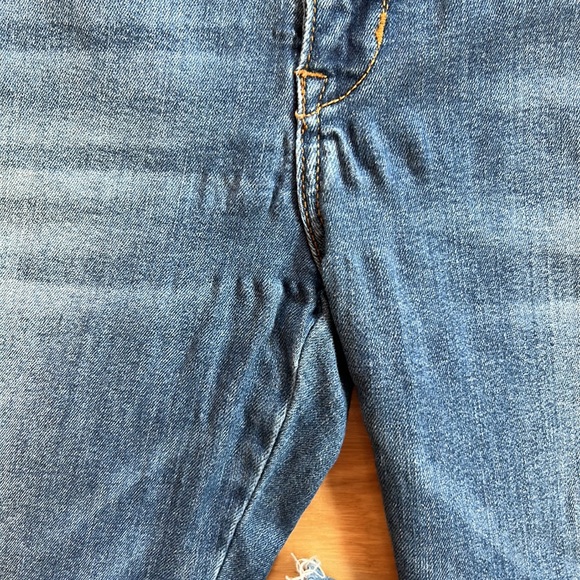 Zara Basic Capris Painted Stretchy Jeans | Size 12 - Picture 8 of 8